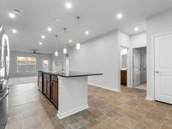 123 Alcovy Ct, Griffin, GA 30223