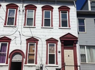 2030 Straubs Ln, Pittsburgh, PA 15212