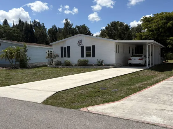 3786 Cypress Run Rd #366, North Fort Myers, FL 33917