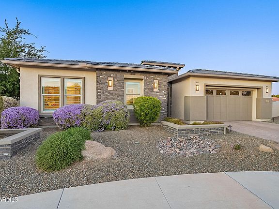 3rd image of 2200 E AQUARIUS Place