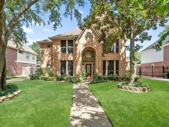 16022 Winchmore Hill Dr, Spring, TX 77379