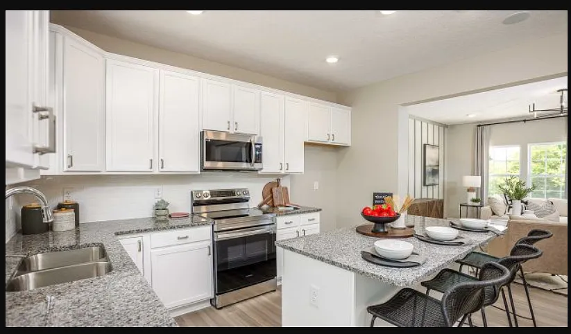 3 bed, 2.5 bath, 1865 sqft, $2,300 — Photo 2
