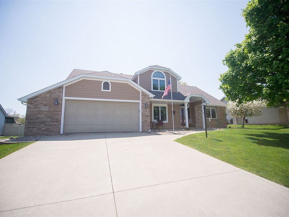1st image of 1750 E Brookside Trl