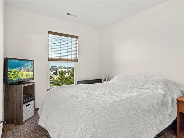 1514 Hummingbird Cir — Photo 19