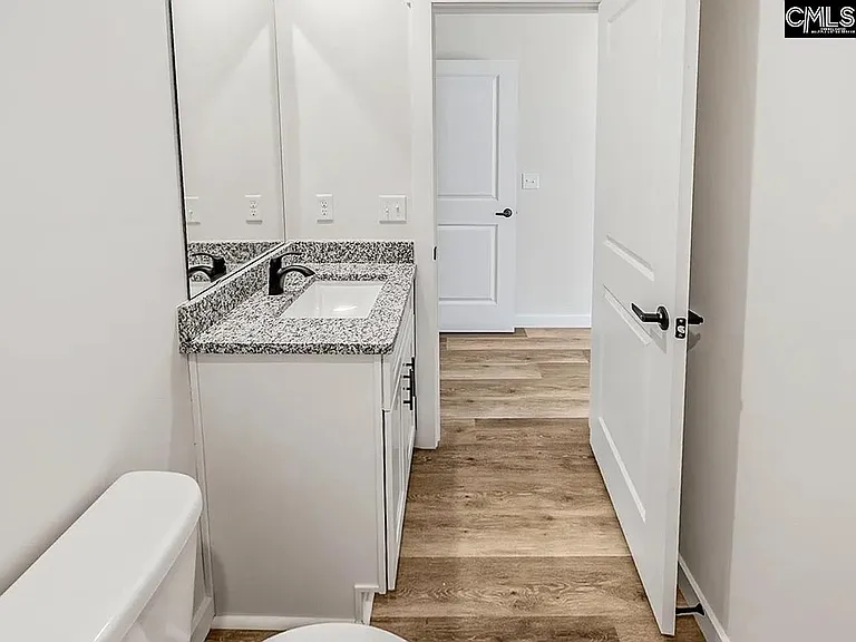 255 Vanderbilt Rd — Photo 21