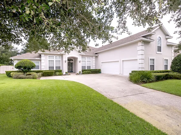 7763 Royal Crest Dr, Jacksonville, FL 32256
