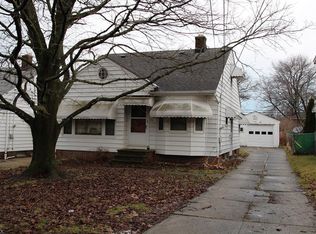 14817 James Ave, Maple Heights, OH 44137