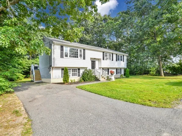 76 Coolidge Ave, Brockton, MA 02302