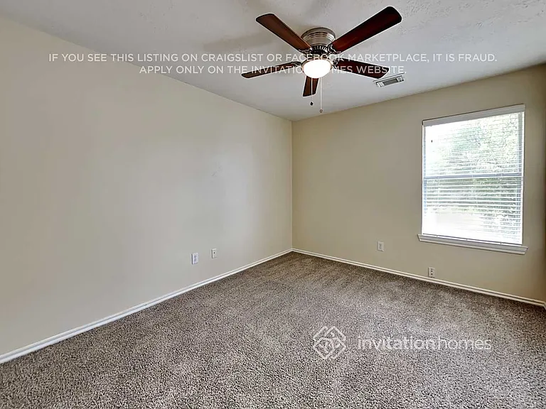 410 Sun River Ln — Photo 15
