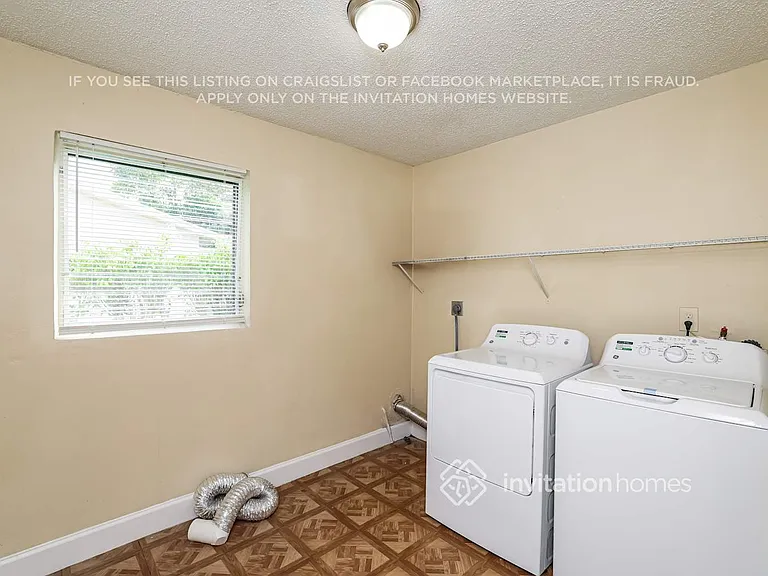 3070 SE 1st Pl — Photo 9