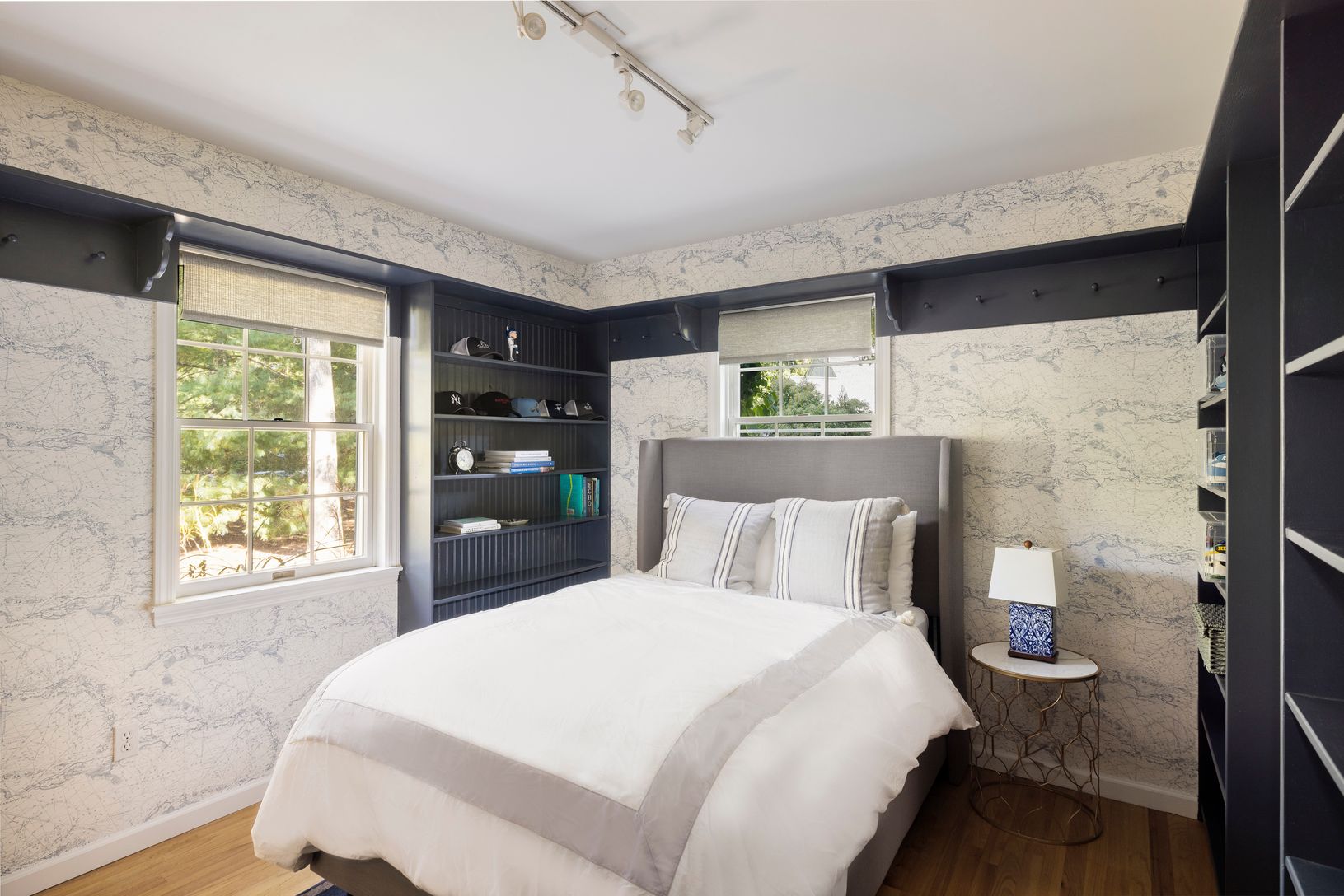 Main Floor Bedroom