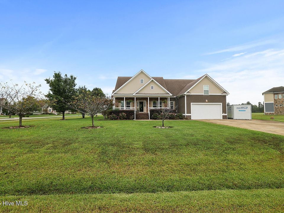 1st image of 101 Applewood Drive