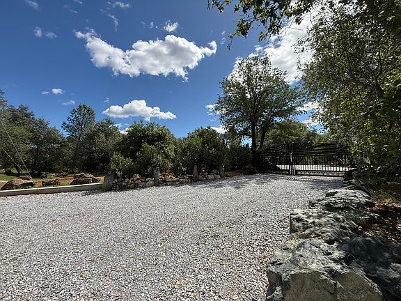 4th image of 12333 Quartz Hill Rd