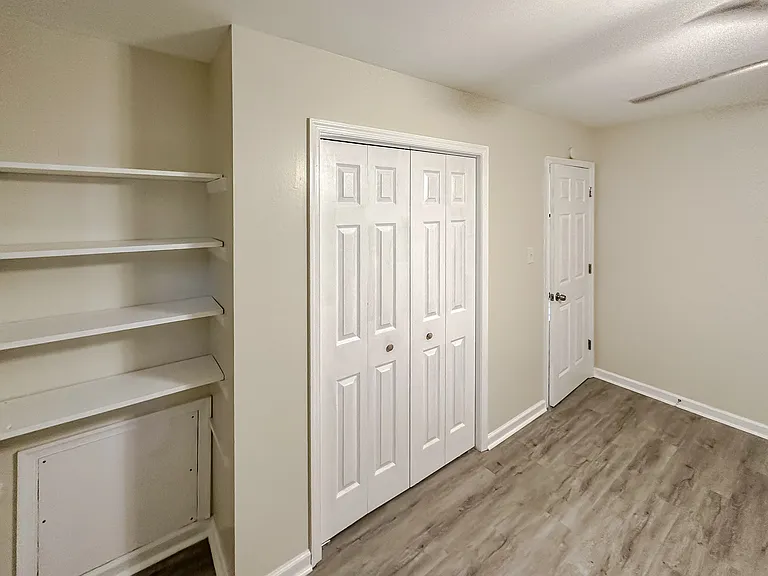 Birchett Dr — Photo 2