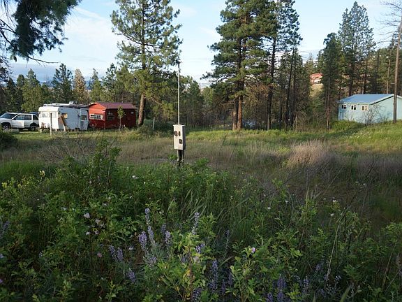 2nd image of 750 Morrison Canyon Ln