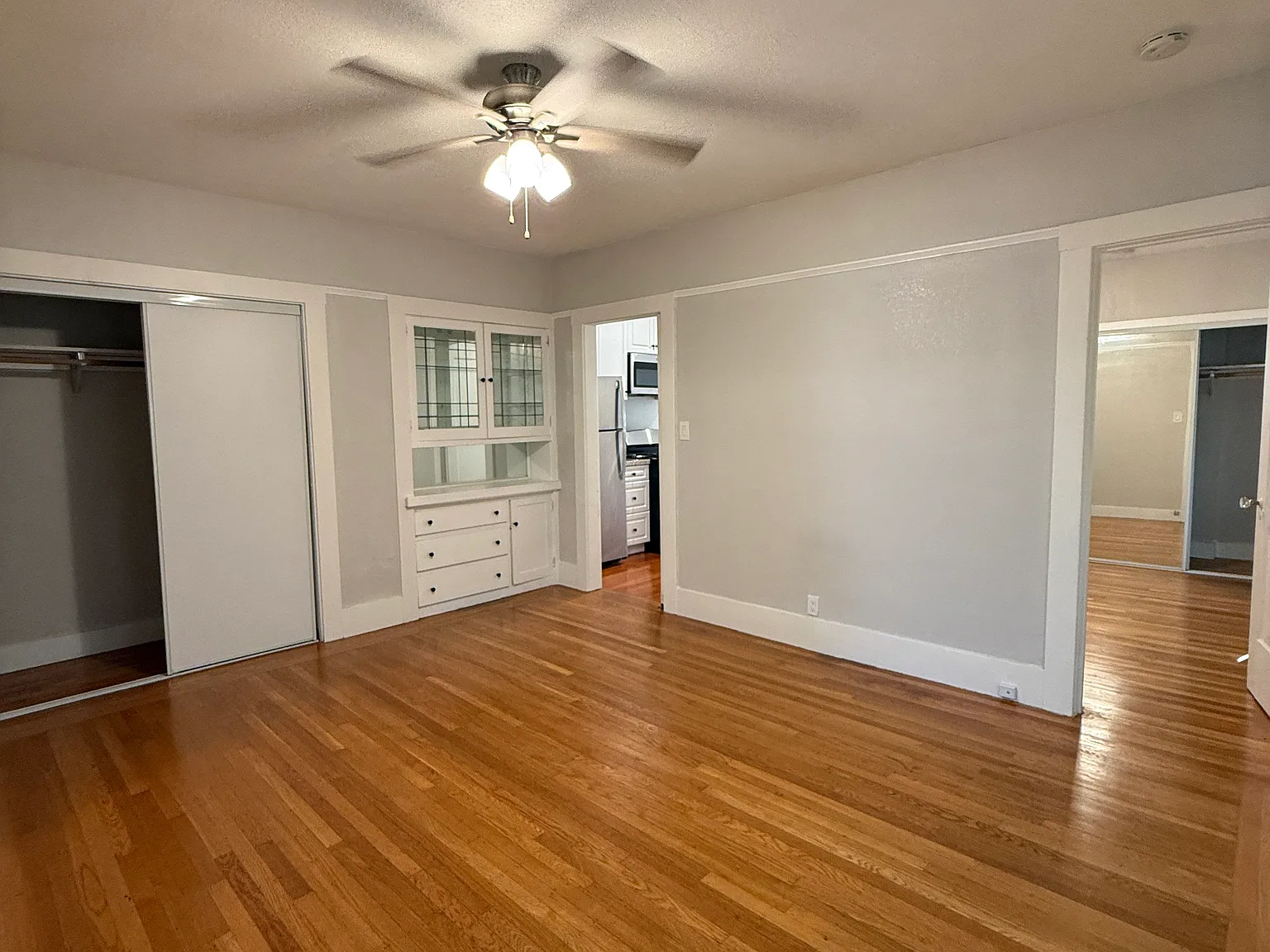 1 bed, 800 sqft, $1,895 — Photo 3