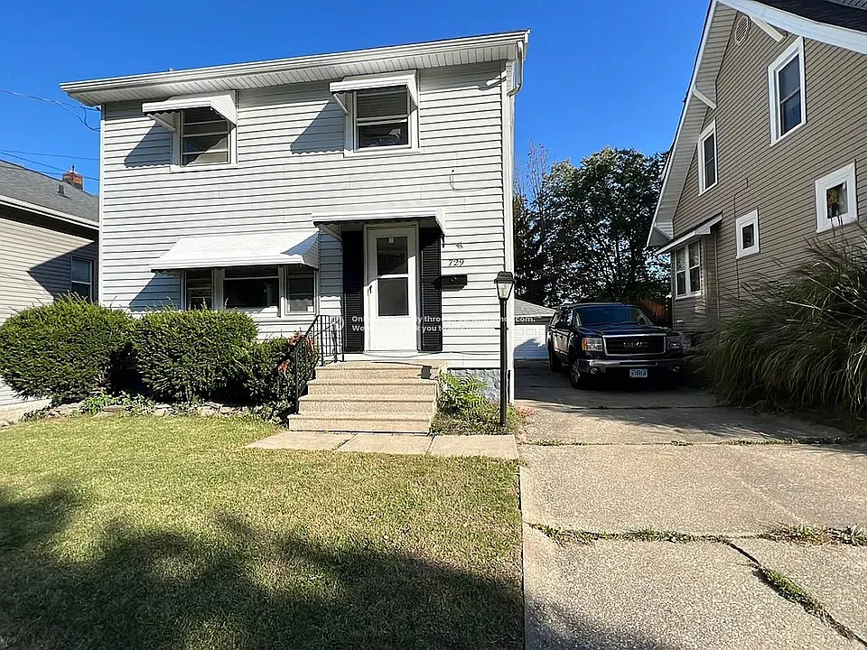 729 Polk Ave
