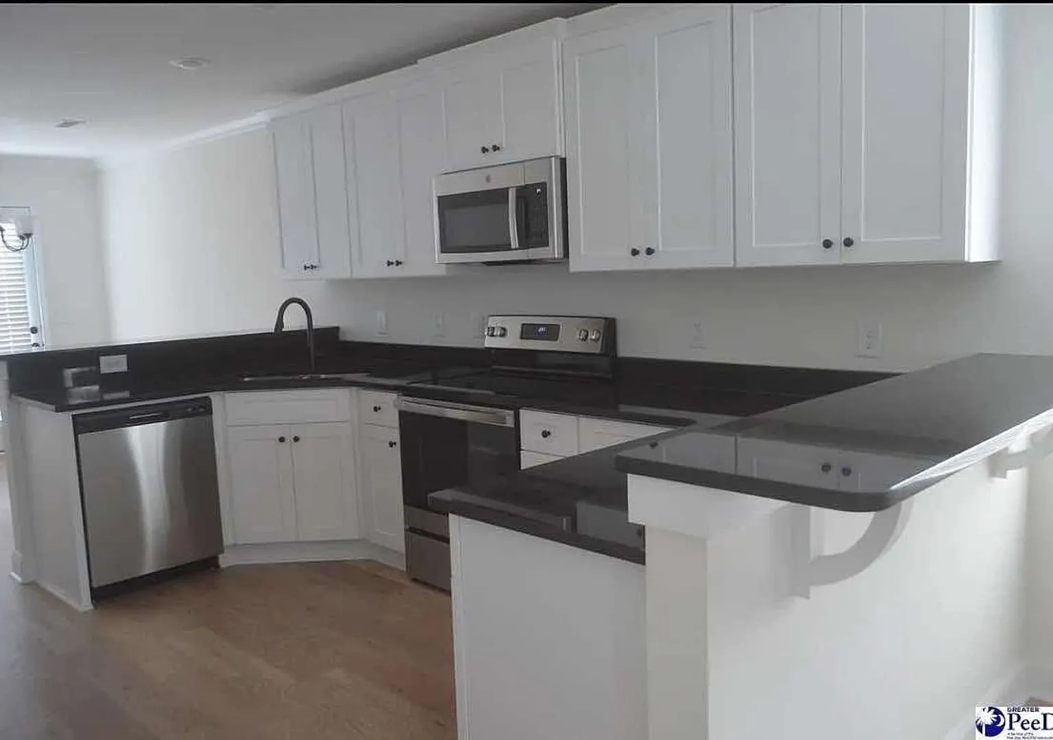 New Home for Rent — Photo 3