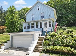7684 Cherry Valley Rd, Delaware Water Gap, PA 18327