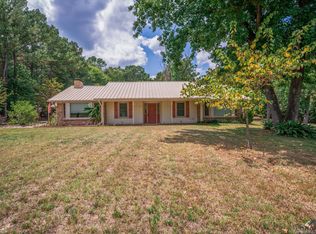 802 Hillburn Rd, Kilgore, TX 75662