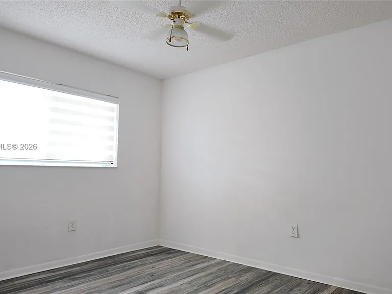 2236 N Cypress Bend Dr #207 — Photo 8
