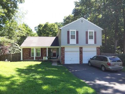 8231 Woodstown Ct, Springfield, VA, 22153