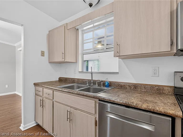 3205 Monza Dr — Photo 12