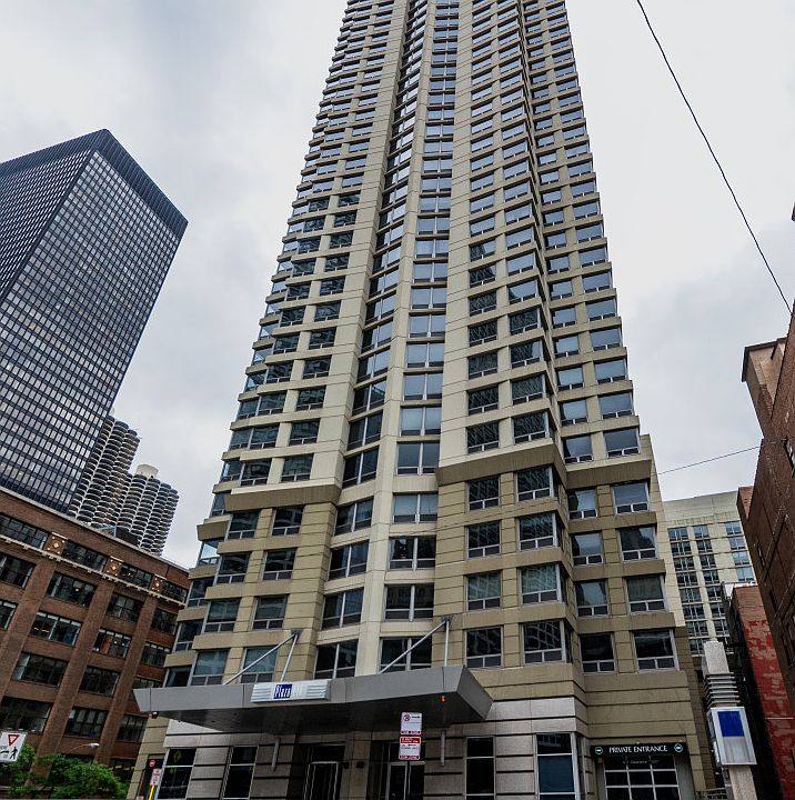 1st image of 440 N Wabash Ave APT 4209