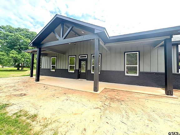3rd image of 23 County Road 2321