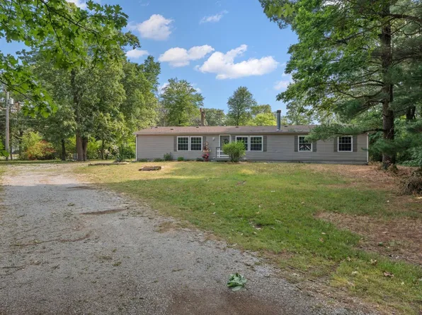 4714 E 1022 N, Demotte, IN 46310