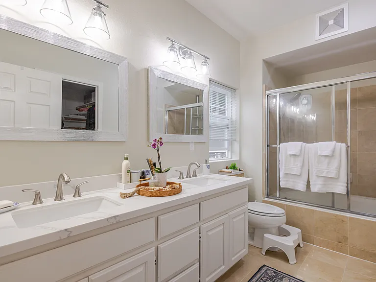 525 Swallowtail Ct — Photo 23