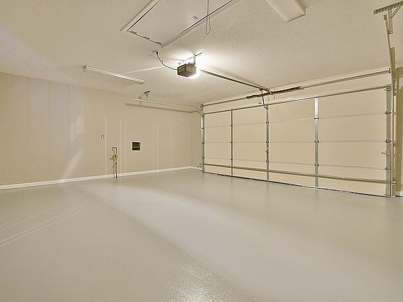 5th image of 3950 Archibald Way #0