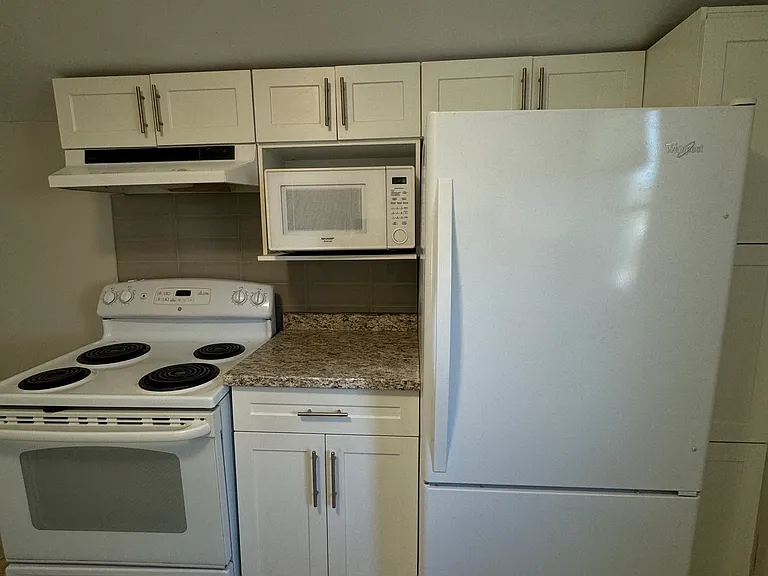 2177 Dougall Ave #1 — Photo 19