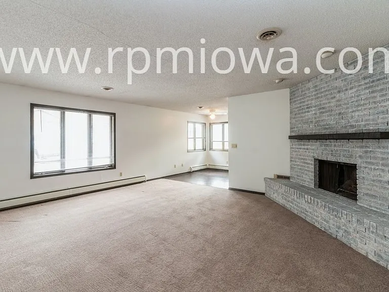 1507 N Dakota Ave — Photo 3