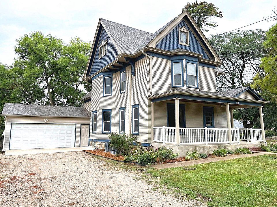 901 State St, Emmetsburg, IA 50536 Zillow