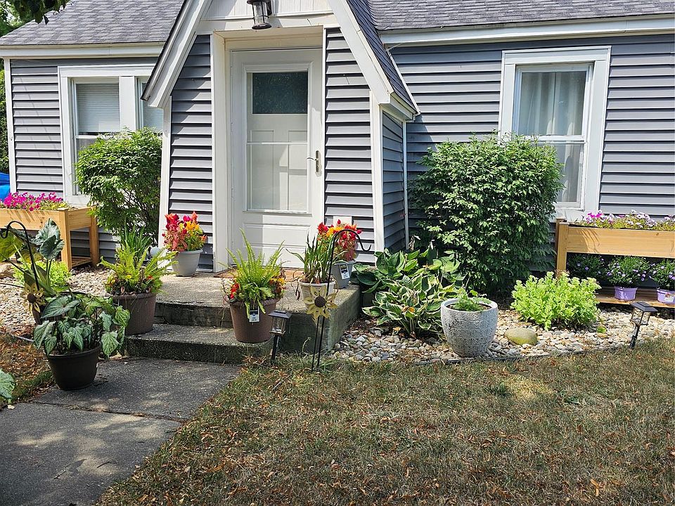 1st image of 1608 S Lincoln St