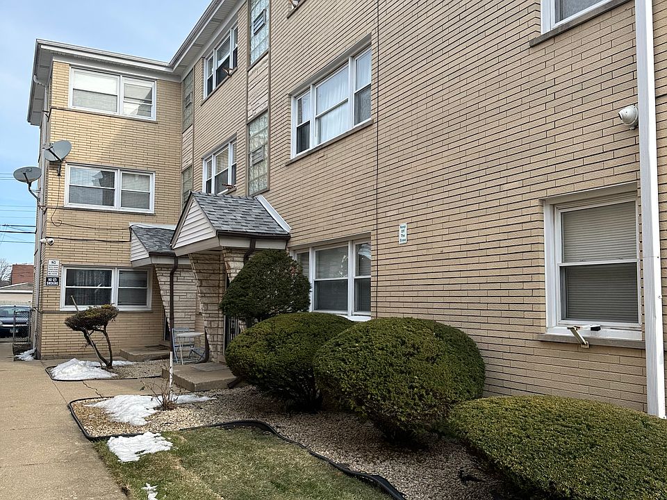 1st image of 7458 W Belmont Ave