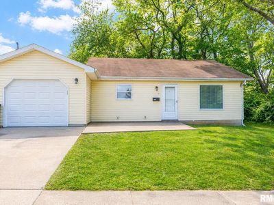 500 1/2 N Davis St, Carbondale, IL, 62901