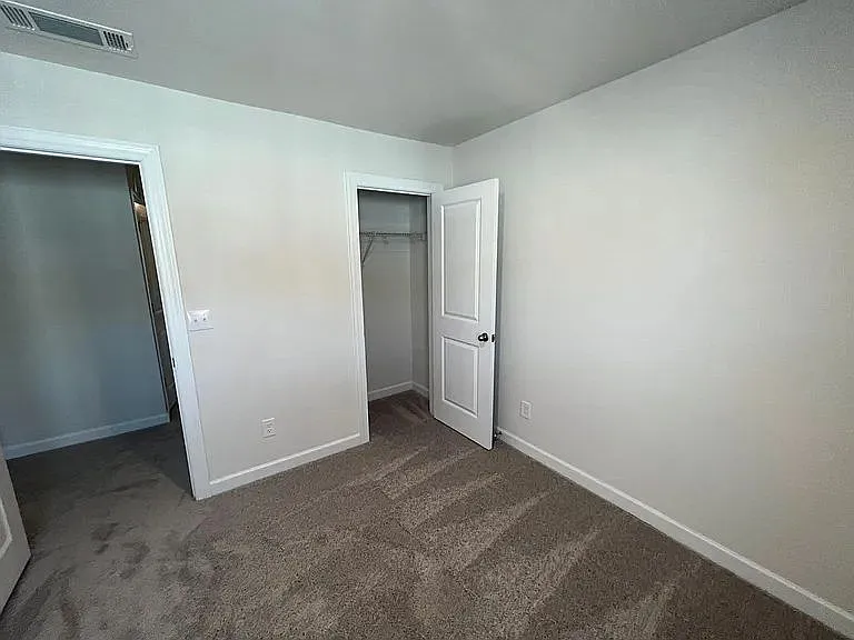 2027 Tears Ln — Photo 7