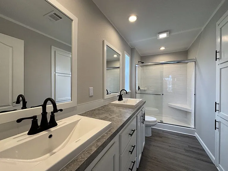 7426 43rd Dr N #586 — Photo 11