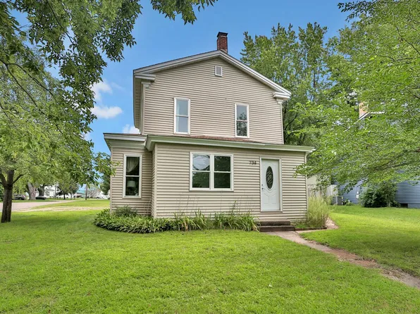 734 Pearl St N, Prescott, WI 54021