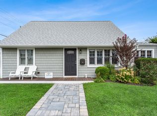144 Harding Ave, Long Beach, NY 11561