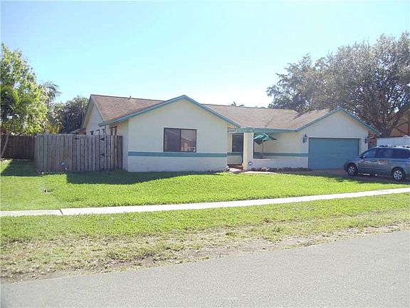 2nd image of 740 SW 158th Ln