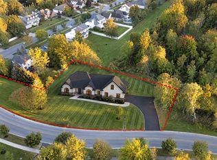 370 Renaissance Dr, Buffalo, NY 14221
