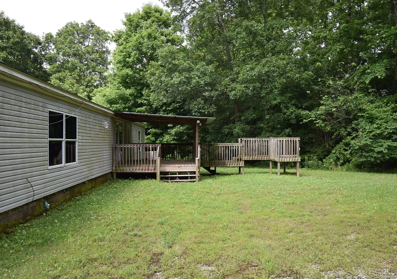 4 Bedroom 2 Bath Pet Friendly Home For Rent! — Photo 2