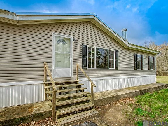 4th image of 18307 Robert Denham Rd