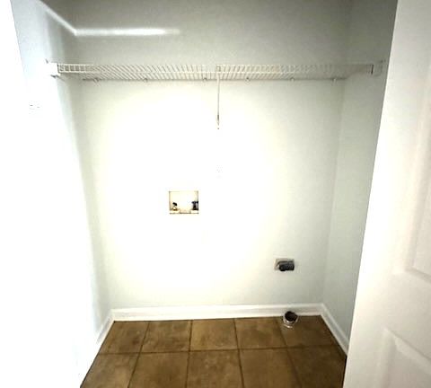 3rd image of 901 Oaklawn Dr #A