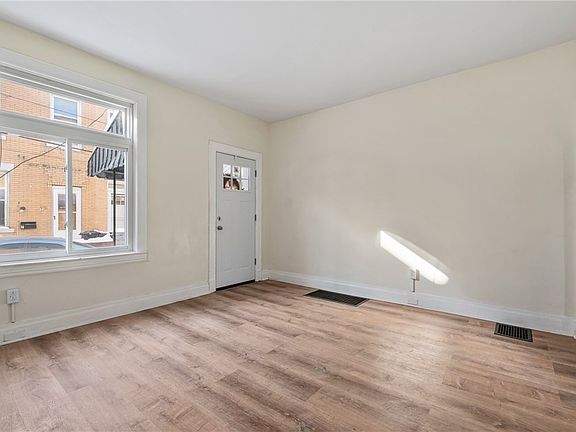 4th image of 8 Edith Pl