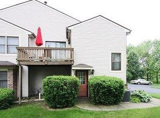 9478 Maple Way, Indianapolis, IN 46268