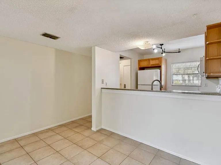 9209 Seminole Blvd #22 — Photo 17